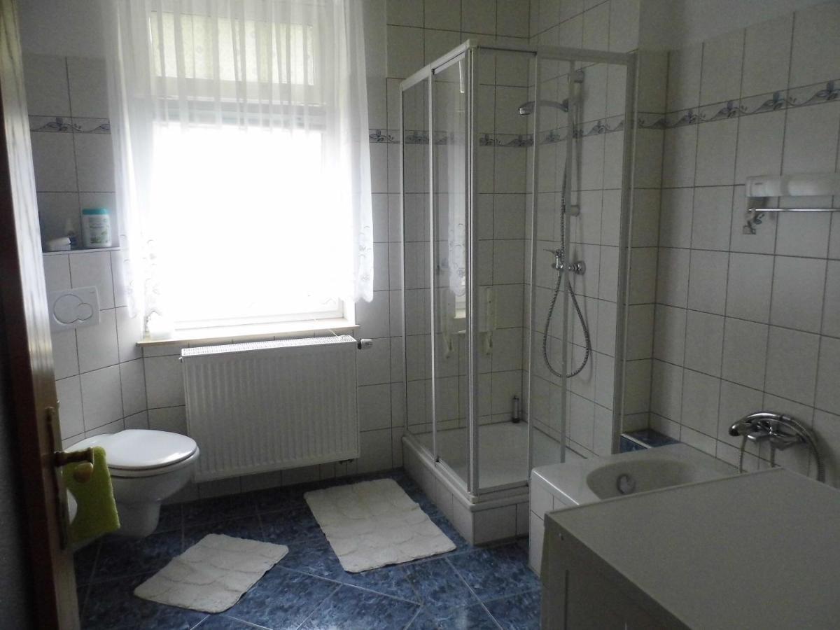 נוישטט אן זאקסן Ferienwohnung Karlguth מראה חיצוני תמונה